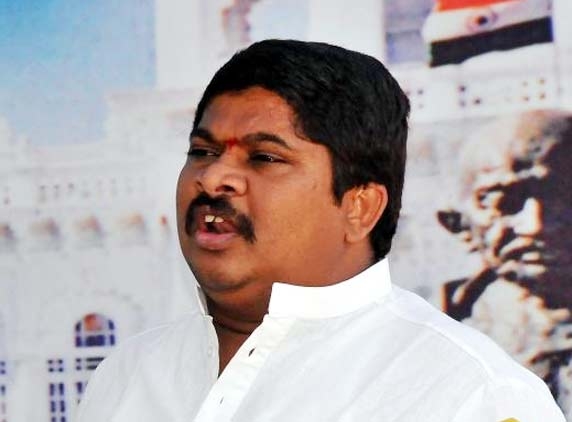 YSRCP, TDP must tell stand on T: Ponnam
