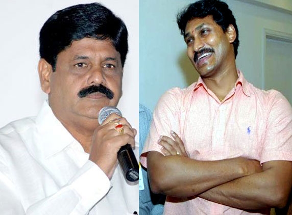 Aanam remarks against Jagan were his personal or Congress' views?