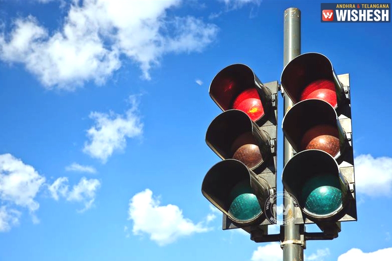 Special Doodle by Google for 101 years of traffic signal