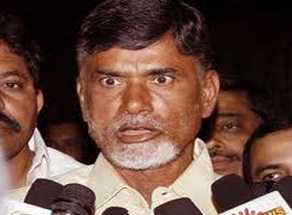 Naidu bulldozes his way to Warangal farmers, sends jitters to TRS