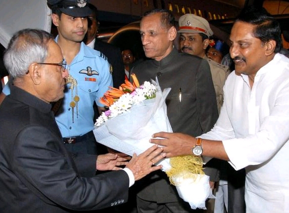 Warm Welcome to President at Hyderabad