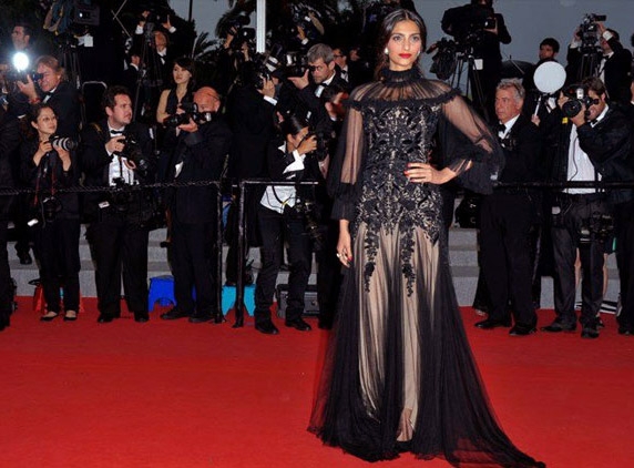 Sonam to create a style storm in Cannes
