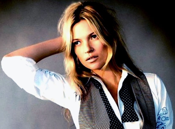 Supermodel Kate Moss set going fashion accessories!
