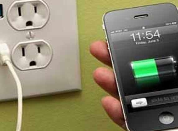 Woman electrocuted while charging mobile phone