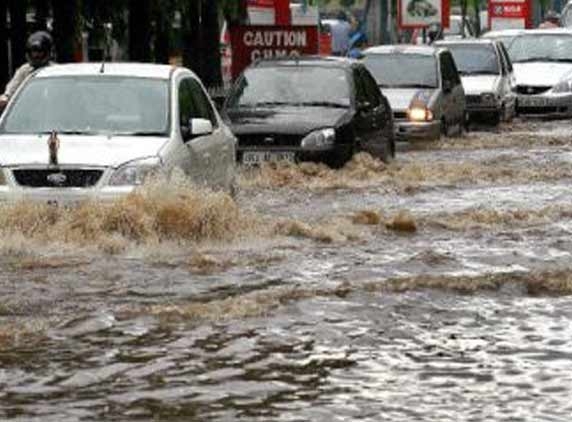 8 killed due to rains in Hyd