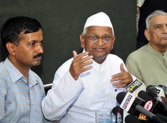 Anna team calls PM Shikandi, BJP objects