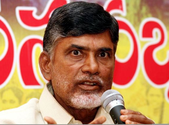 Naidu demands financial aid to affected farmers