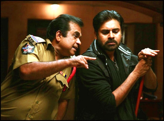 Pawan's Attarintiki Daredi surprise song is a teaser
