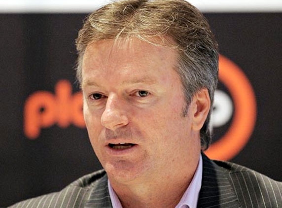 Steve Waugh warns Cummins