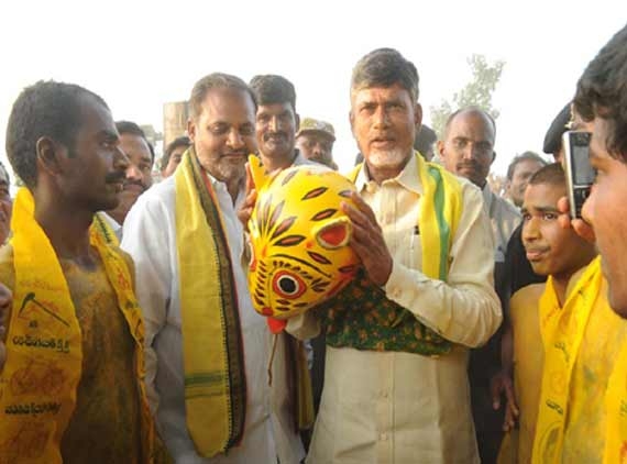 After 30 years jumps into YSRCP :Politicking Wishesh