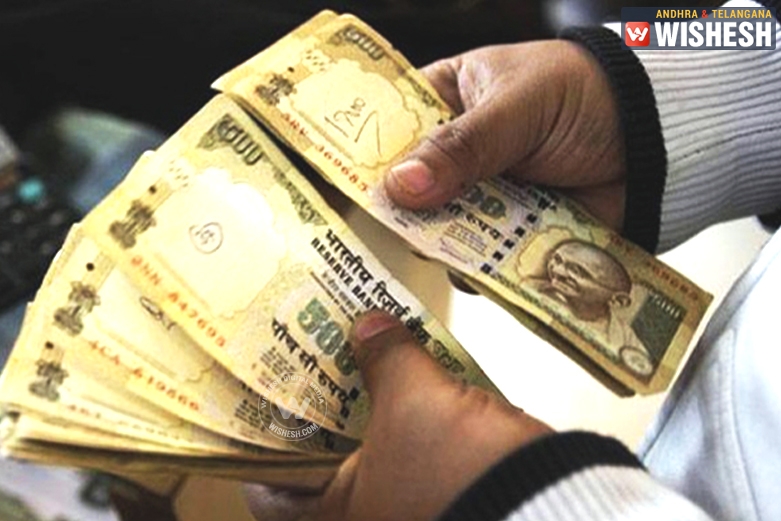 “Rs.500 Old Notes Won’t be accepted from Dec 16”- Govt