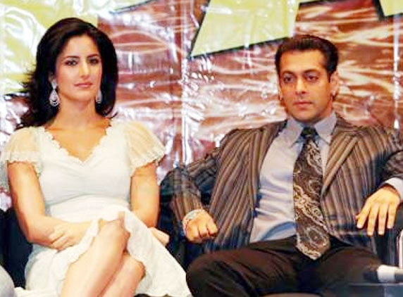 Kat – Sallu, cannot resist from each other!