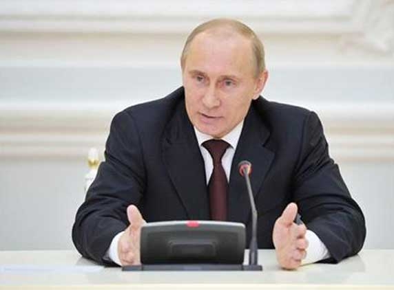 Vladamir Putin swears in as Russian President