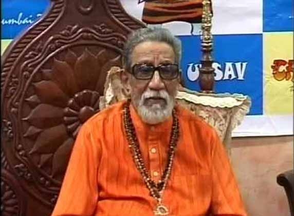 Bal Thackeray avoided in Sena&#039;s elections posters
