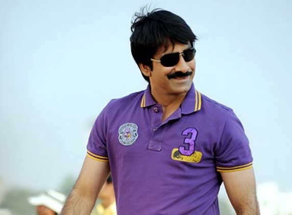 No heroine for 'Mass Maharaaja'?
