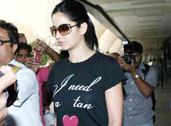 Katrina Kaif in trouble at Mumbai Airport