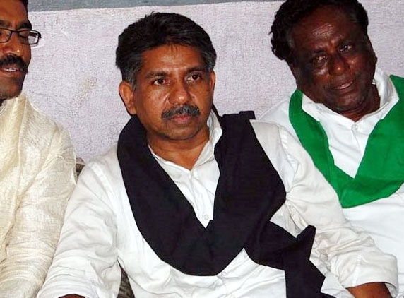 Manda Krishna sees conspiracy behind Sankara’s dismissal