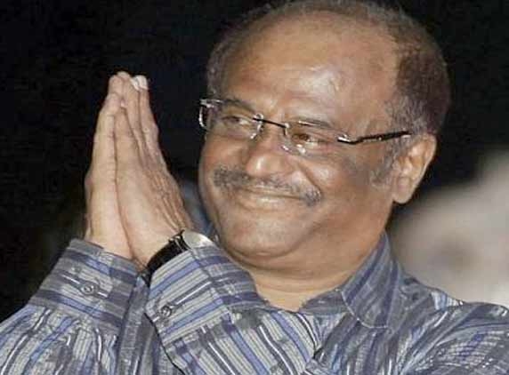 Rajini celebrates, minus pomp, grandeur