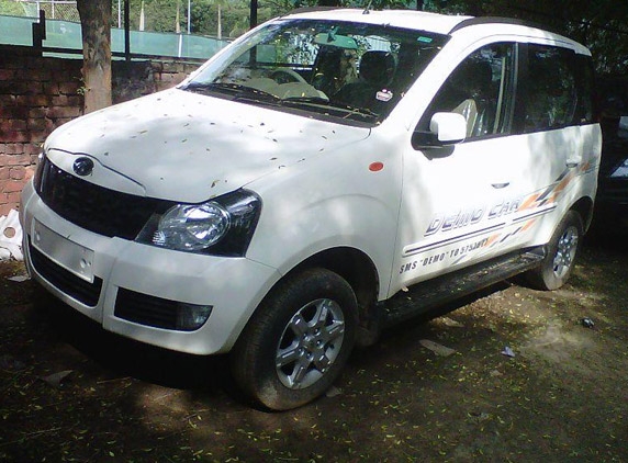 Mahindra launches new MUV, Quanto