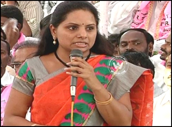 Pawan has no right to criticize KCR: Kavitha