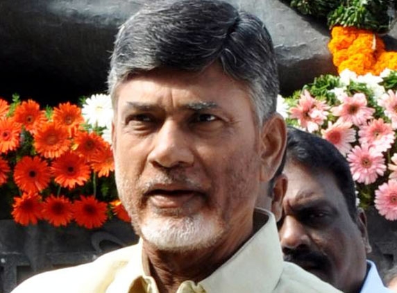 Slipper thrown at Naidu during Rytu Poru Bata