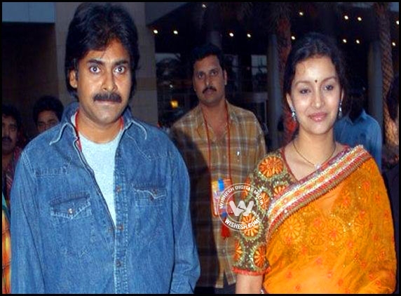 Pawan Kalyan&#039;s memories are Renu Desai&#039;s strength