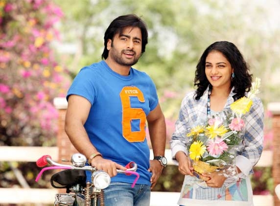 Okkadine movie review: Watch it if you are in love!