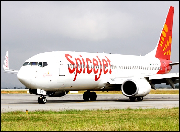 SpiceJet pilots moving out