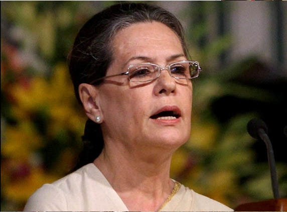 Under Development Forced To Choose Naxalism- Sonia