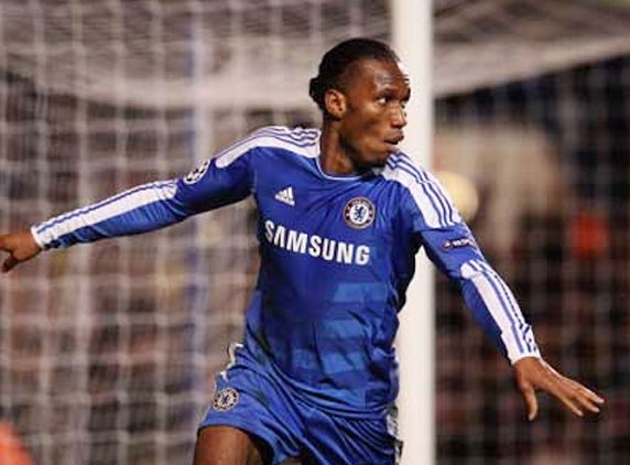 Drogba double helps Chelsea Victory over Valencia