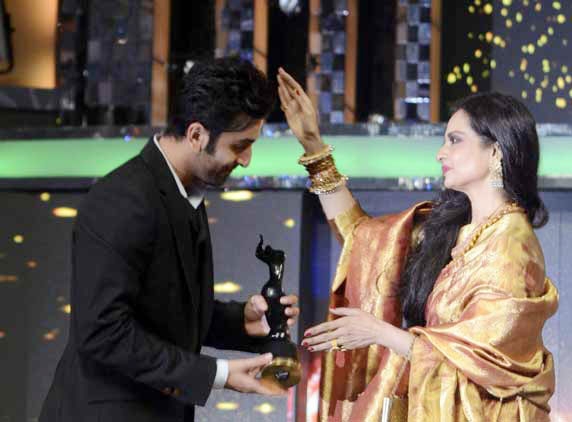 Idea Filmfare Awards 2012, celebrates century of cinema