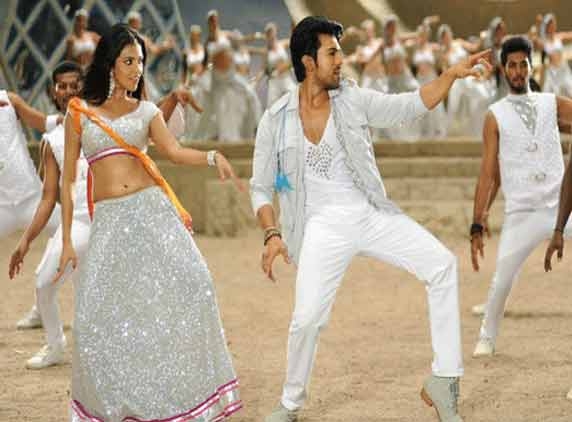 Ram Charan dances remind 'Megastar' in Naayak