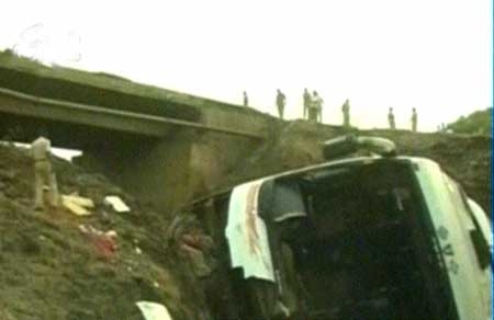Shirdi bus accident: Rs. 1 Lakh ex gratia