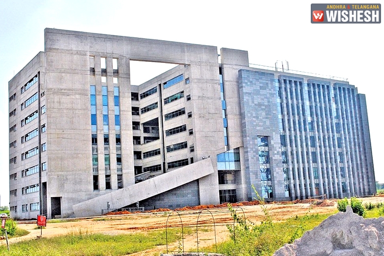 IIT Hyderabad To Start All Course MTech Programme