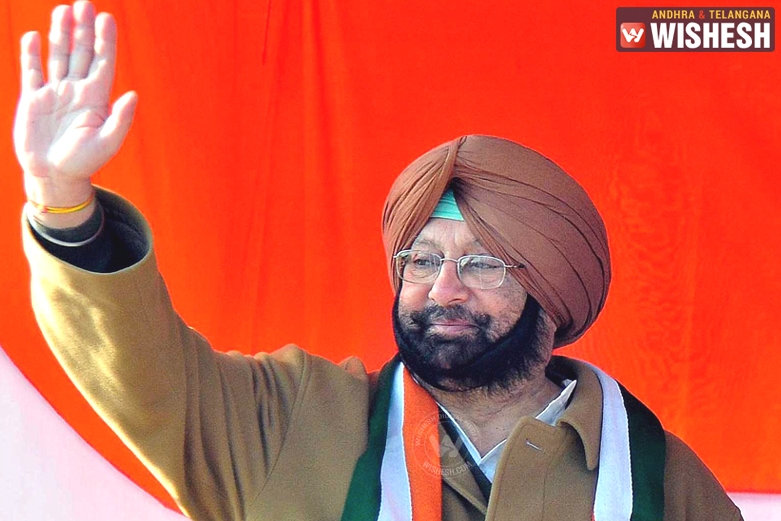 Punjab CM Amarinder Singh Takes Oath At Punjab Assembly Session