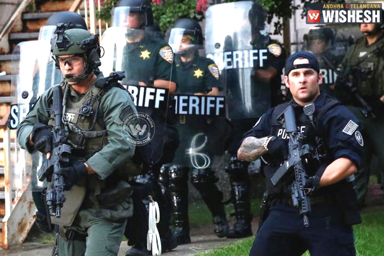 Baton Rouge firing, three policemen killed