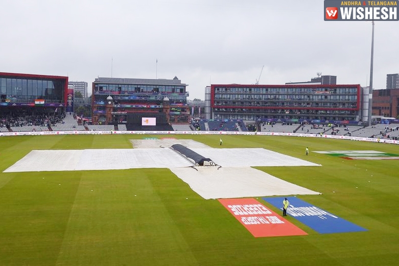 Rain Stalls First Semifinal: India and New Zealand to Take on the Reserve Day