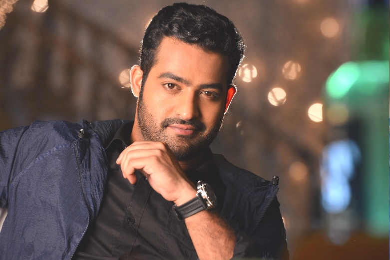 Jr NTR Shares Family Photo : Birthday Special