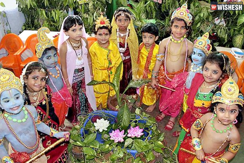 Krishnashtami celebrated with lot of enthusiasm across India
