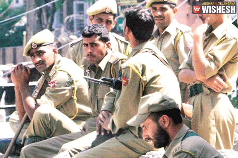 LeT Militants Kills 6 Cops; Mutilates Faces With Bullets