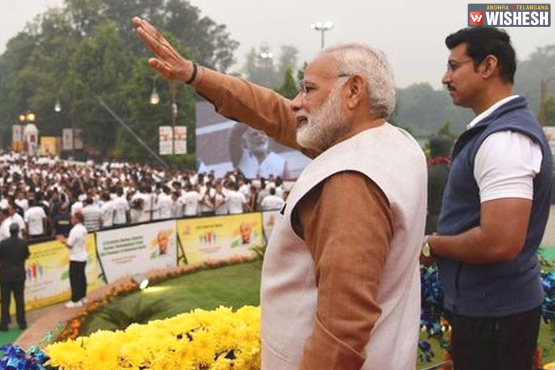 Modi Flags Off “Run For Unity” To Commemorate Sardar Patel Anniversary