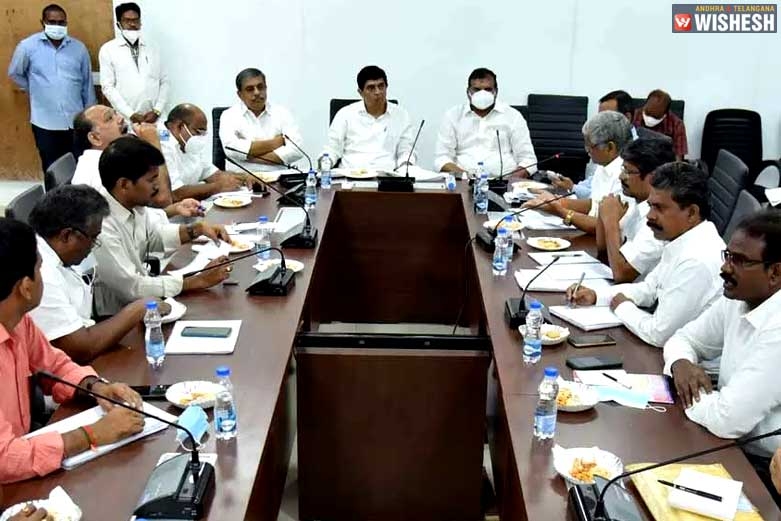 PRC Issue: Talks between Government and Officials Fail