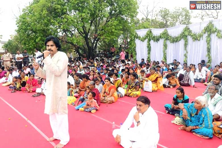Pawan Kalyan bats for a united Opposition in AP
