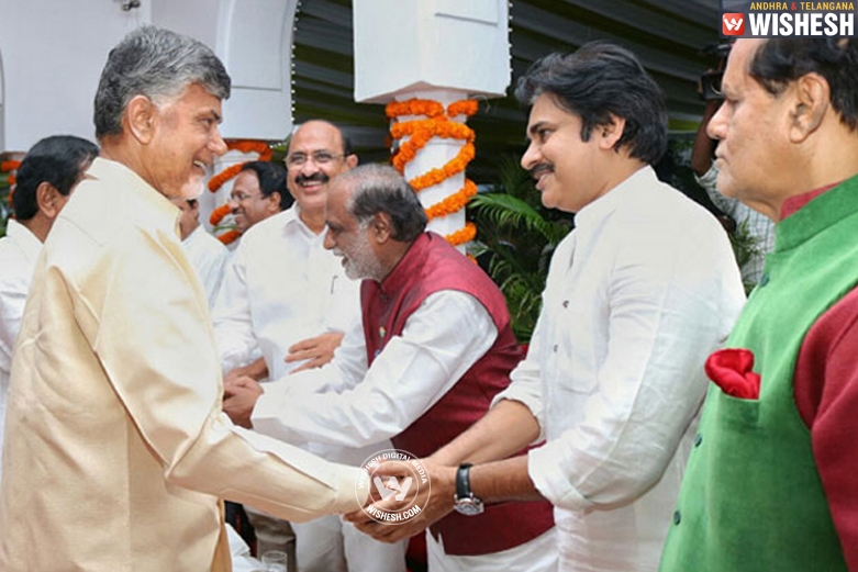Pawan turns Raj Bhavan’s Attraction
