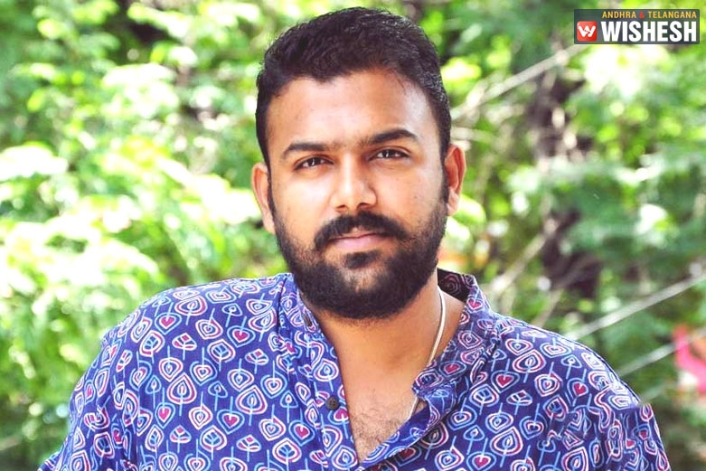 Pelli Choopulu Director’s Second Flick