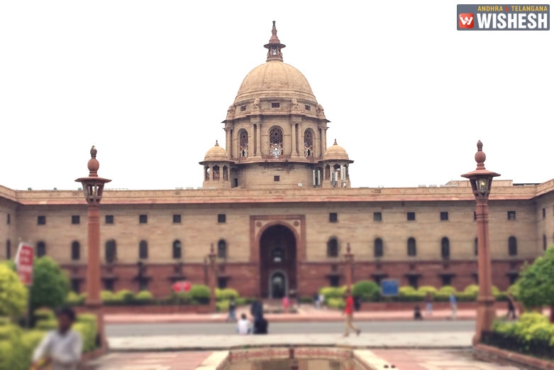 125 Staff Houses In Rashtrapati Bhavan Under Isolation