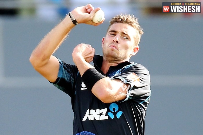 Tim Southee rips England