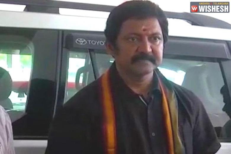 Vallabhaneni Vamsi All Set To Join YSRCP