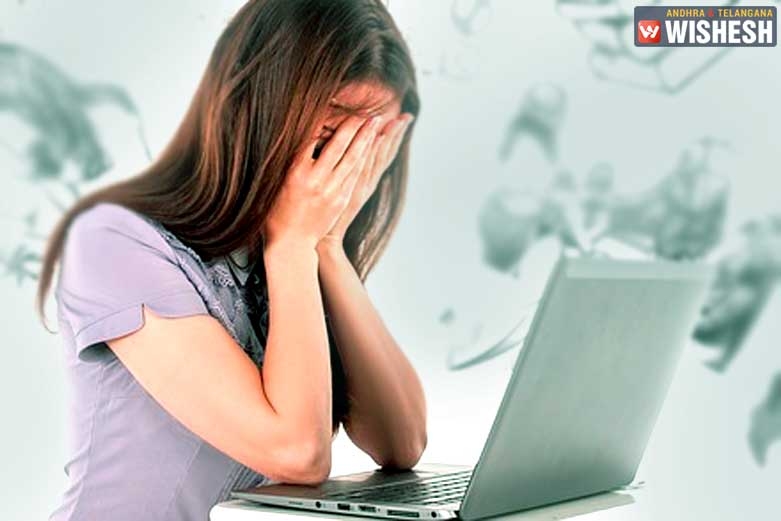UK Survey says 86% of Women are Facing Mental Health Issues due to Pandemic Pressure