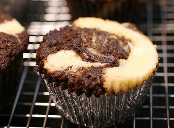 Chocolate Cookie Cheesecakes